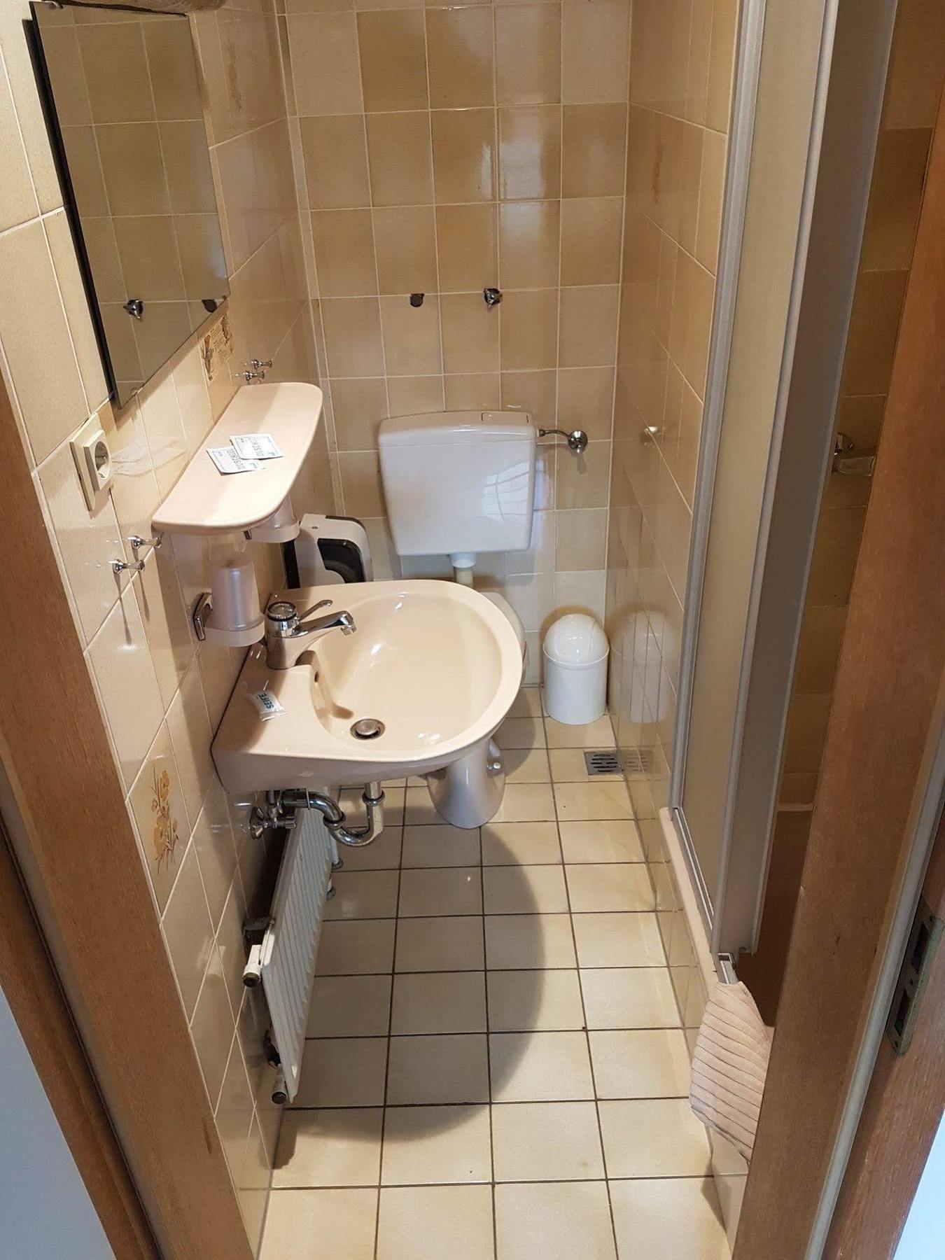 Hotel-Restaurant Zum Knurrhahn Voslapp Eksteriør bilde